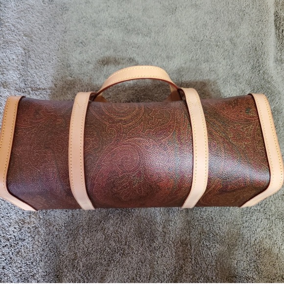 ETRO Rectangular Papillion. Box & Cards Included. - Picture 3 of 10